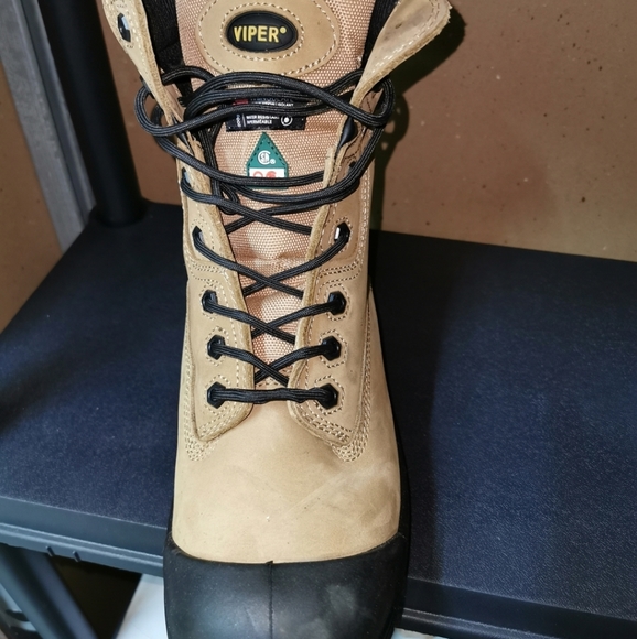 Safety boots - Picture 2 of 10